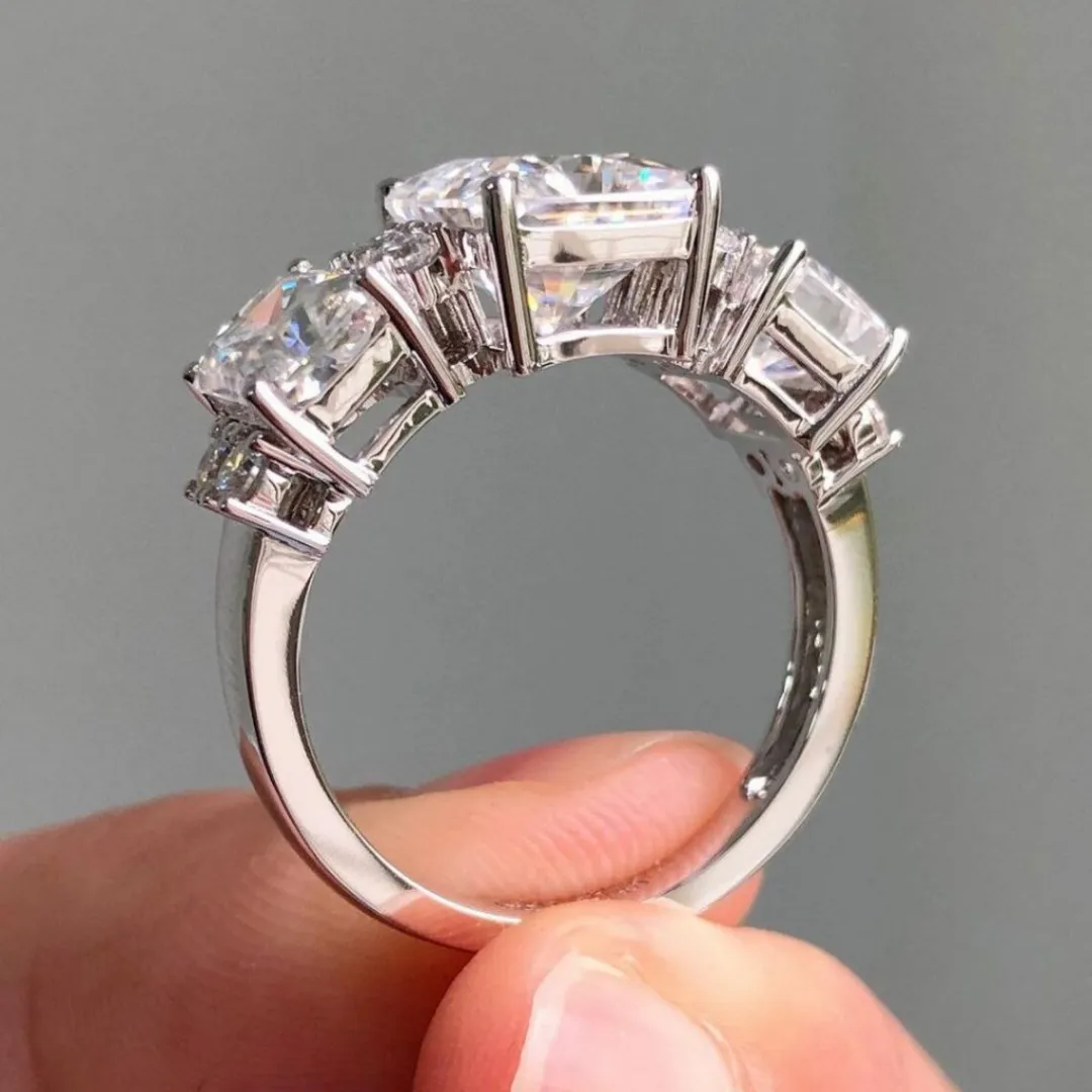 /public/photos/live/Radiant Cut Three Stone Moissanite Engagement Ring 497 (5).webp